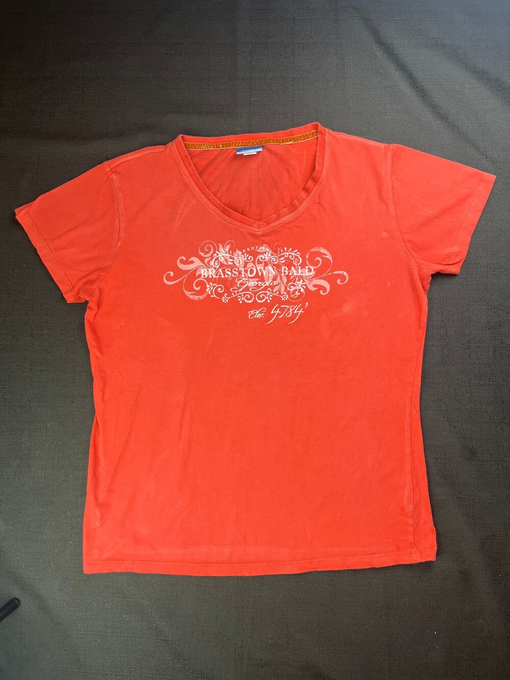 e.m.i. Sportswear Medium Red Cotton Blend V-Neck Short Sleeve T-Shirt